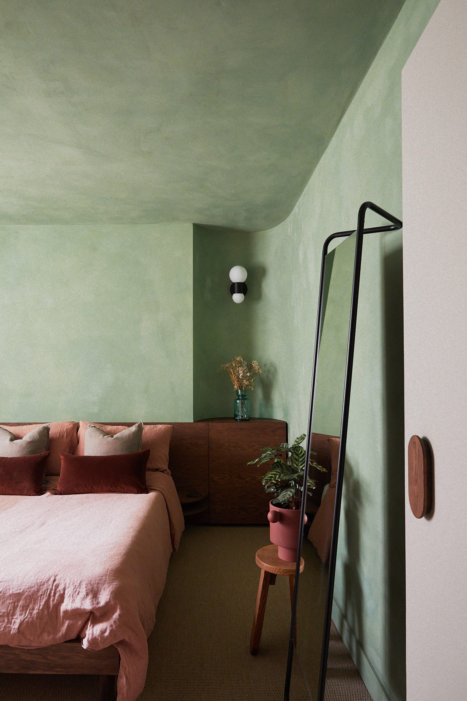 Plaster House by Sonn