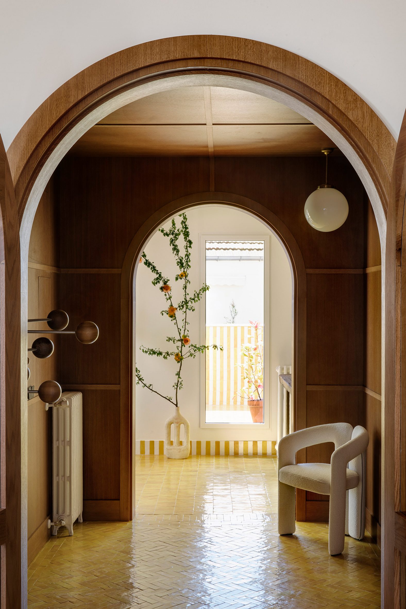 Conde Duque apartment by Sierra + De La Higuera