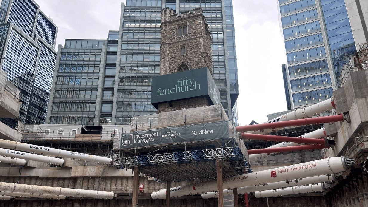 Medieval church lifted above 50 Fenchurch Street site London