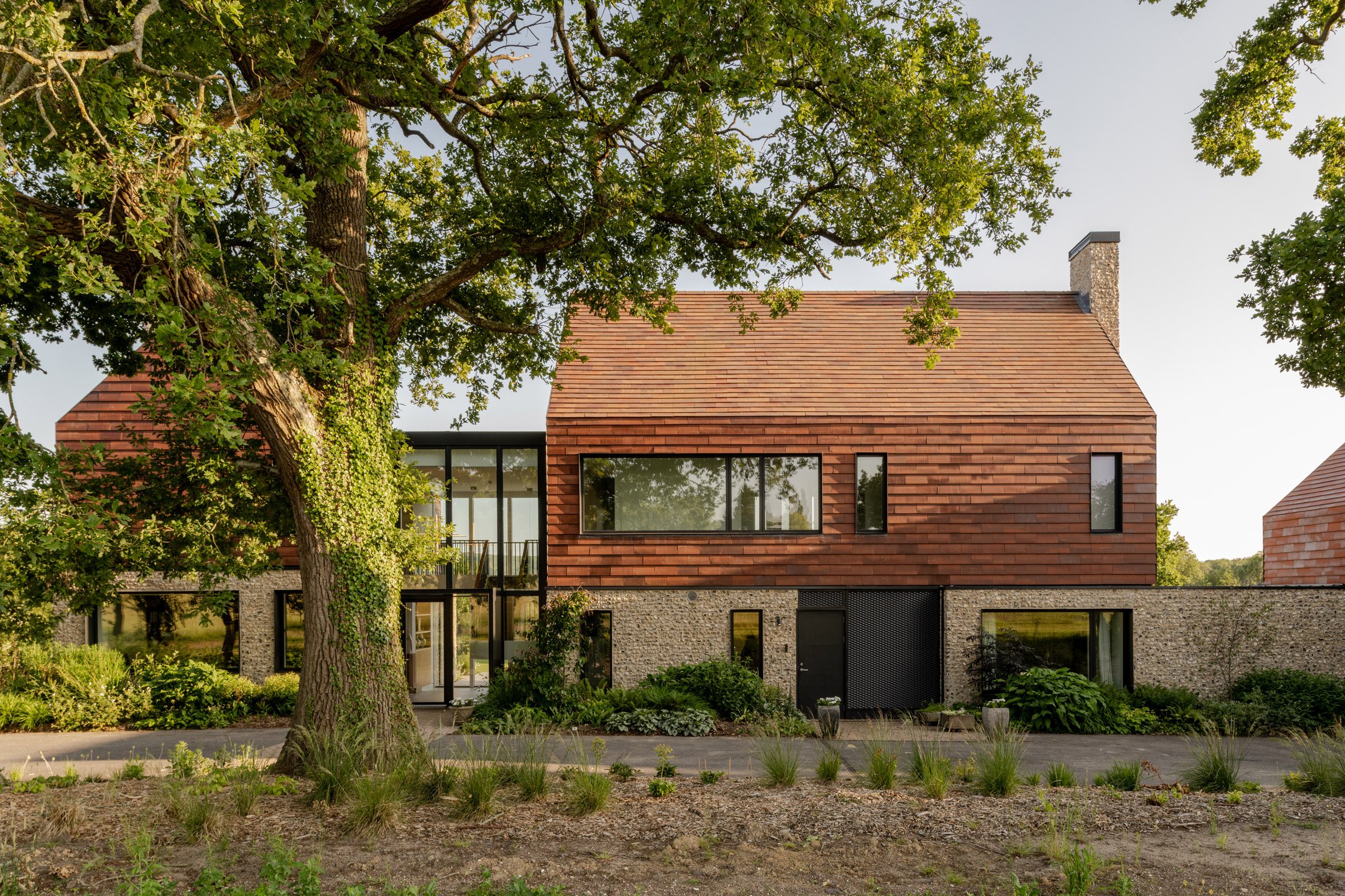 Bulls Barn house by Selencky Parsons