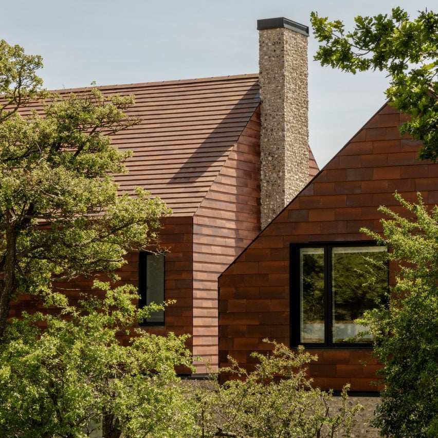 Bulls Barn house by Selencky Parsons